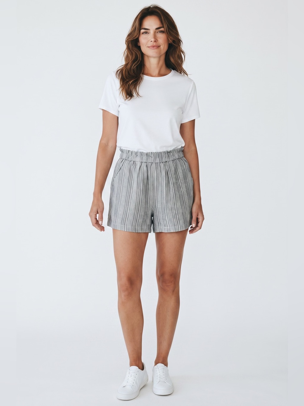 Doe & Rae - NWT - Gray Striped High-Waist Women’s Shorts